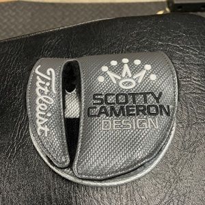 Scotty Cameron Mallet Futura Phantom Mid Gray Headcover RH